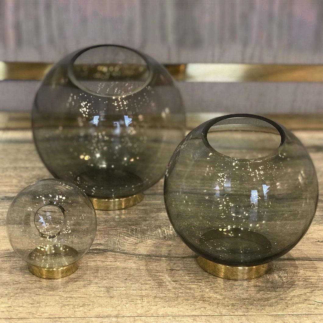 Globe Vase - Black/Gold