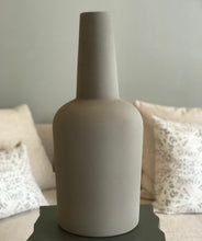 Load image into Gallery viewer, Terracotta Vase - Large